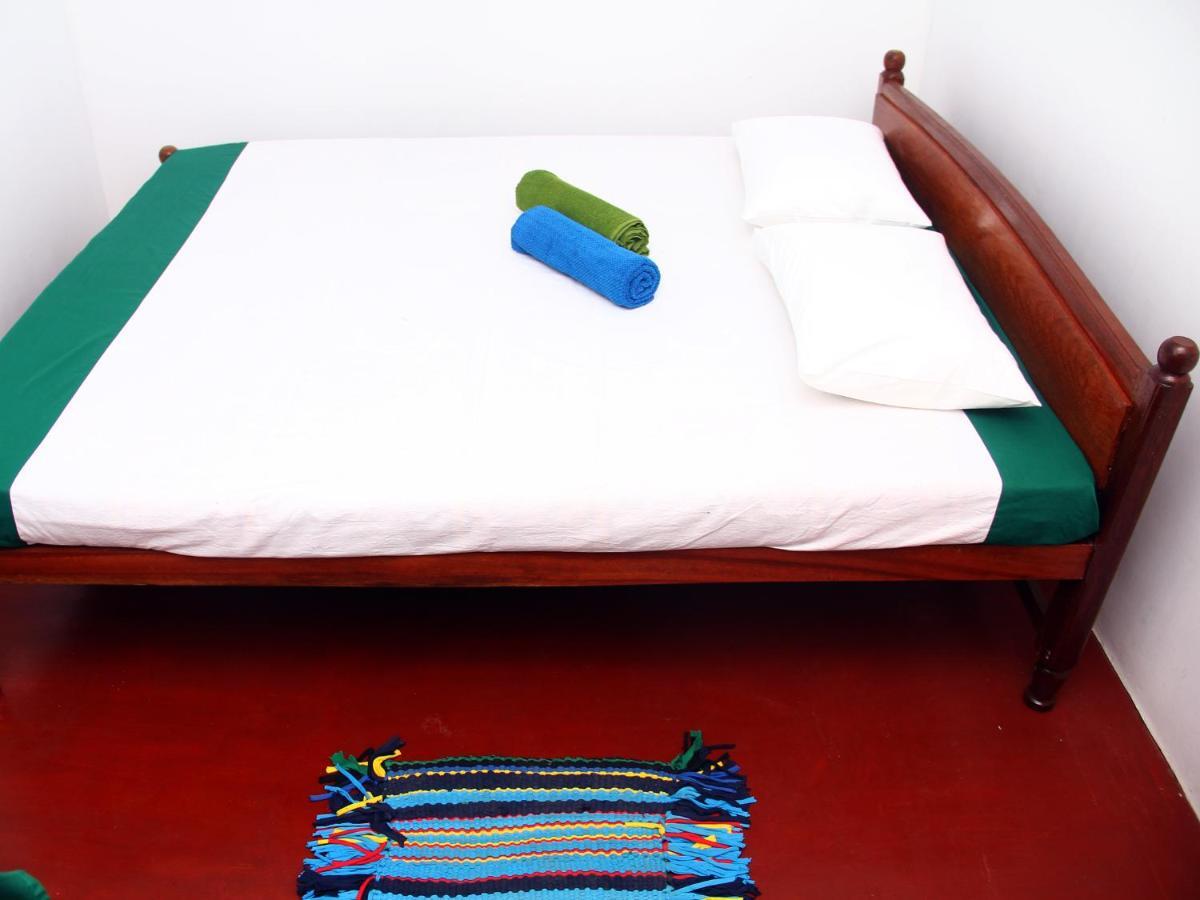 Sun Bird Eco Guest Mirissa Hotell Rum bild